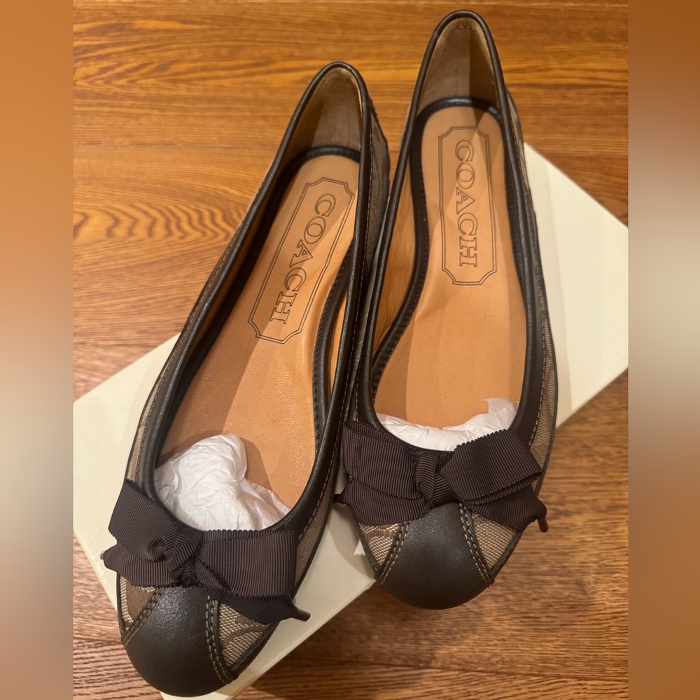 New-Coach Girl Flats Shoes-Super Cute❤️